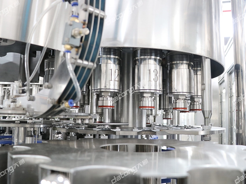 mineral water bottle filling machine with capping  head scale