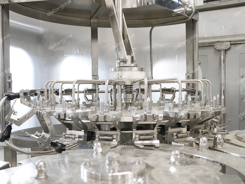 6000BPH RCGF18-18-18-6 PET Bottle Juice Filling Machine 4-in-1