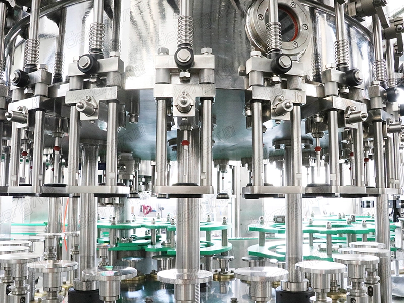 automatic beverage filling machine filling head