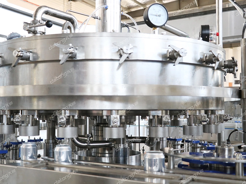can filling and sealing machine